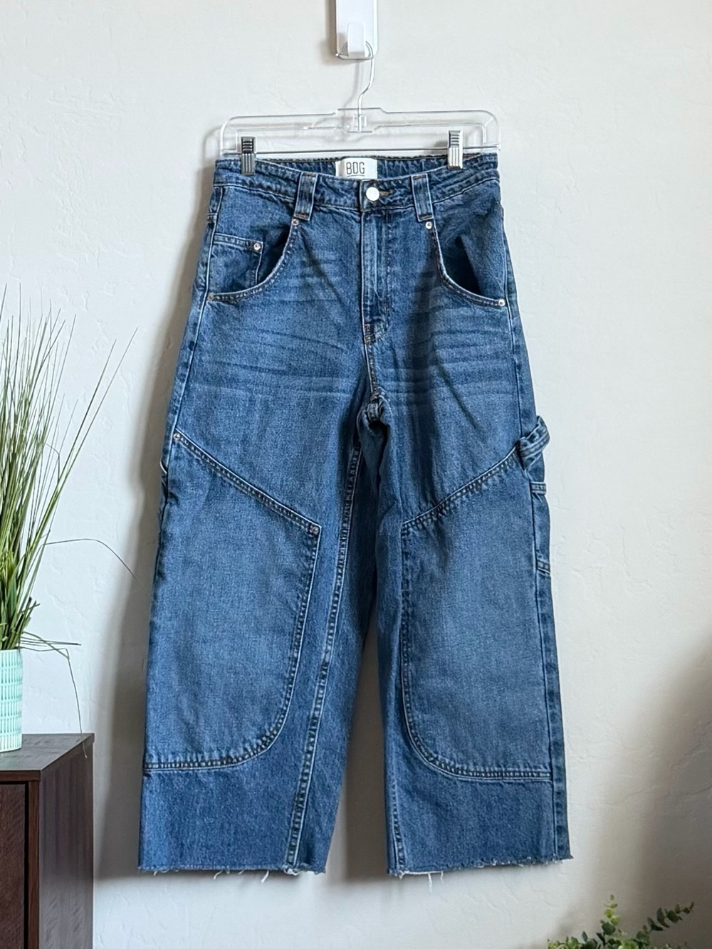 BDG Urban Outfitters Utility Barrel Jeans Custom Raw Hem Crop 27